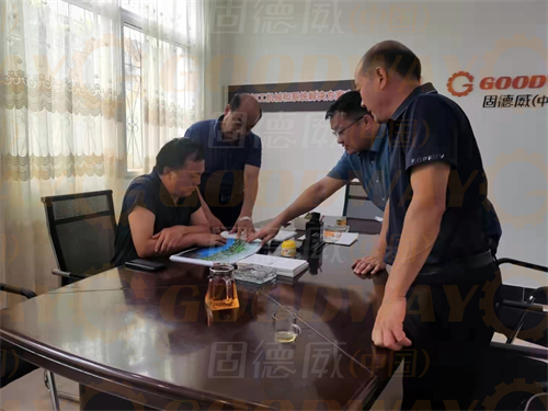 方城縣政協(xié)領(lǐng)導到固德威公司開展“萬人助萬企”調(diào)研活動 方城縣政協(xié)領(lǐng)導到固德威公司開展“萬人助萬企”調(diào)研活動